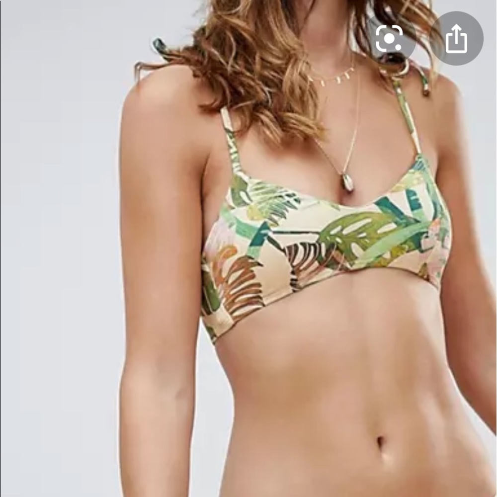 Vitamin A bikini top